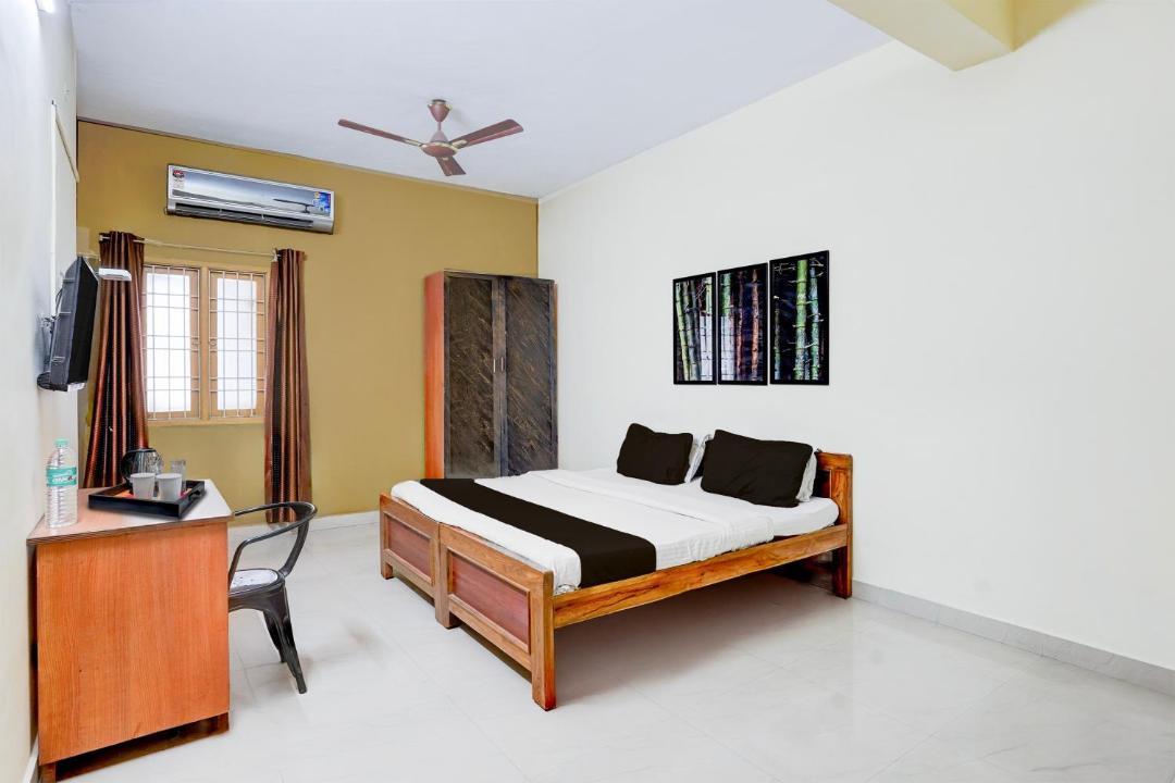 Photo of Bedroom in Perambur