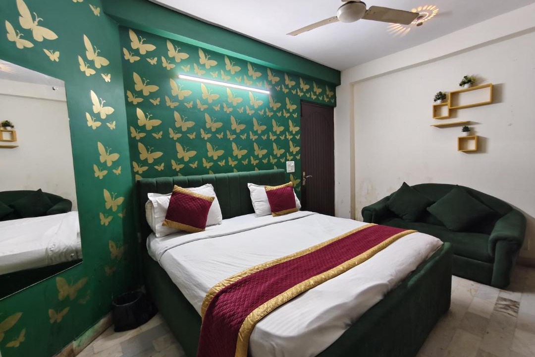 Photo of Bedroom in Kalkaji