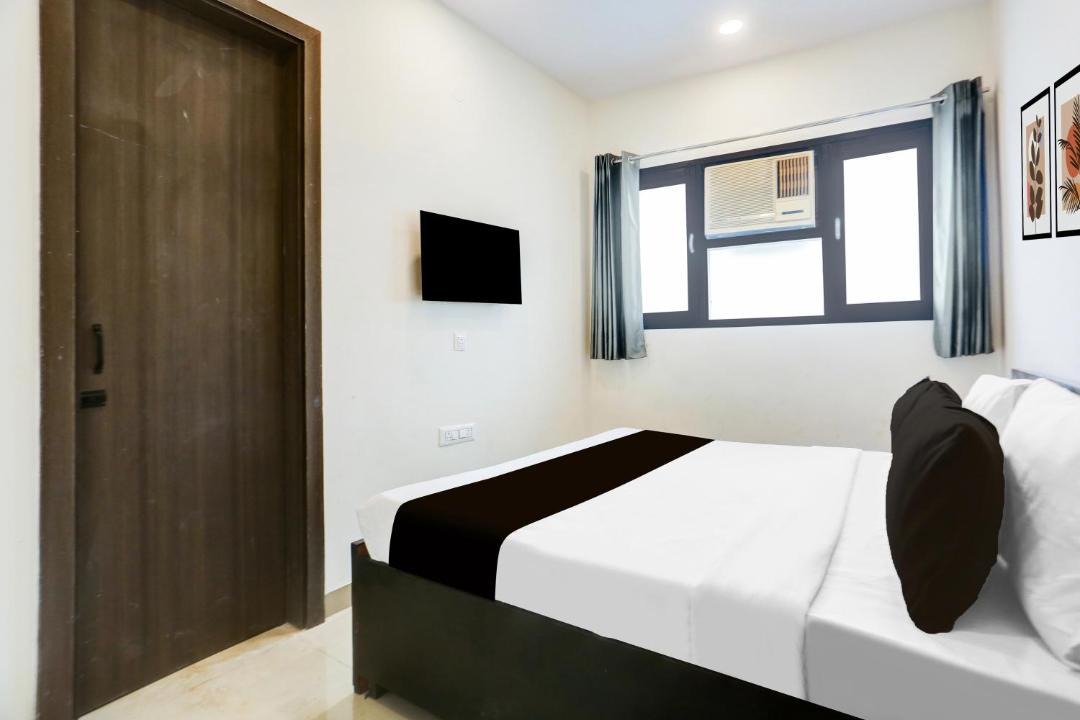 Photo of Bedroom in Janakpuri
