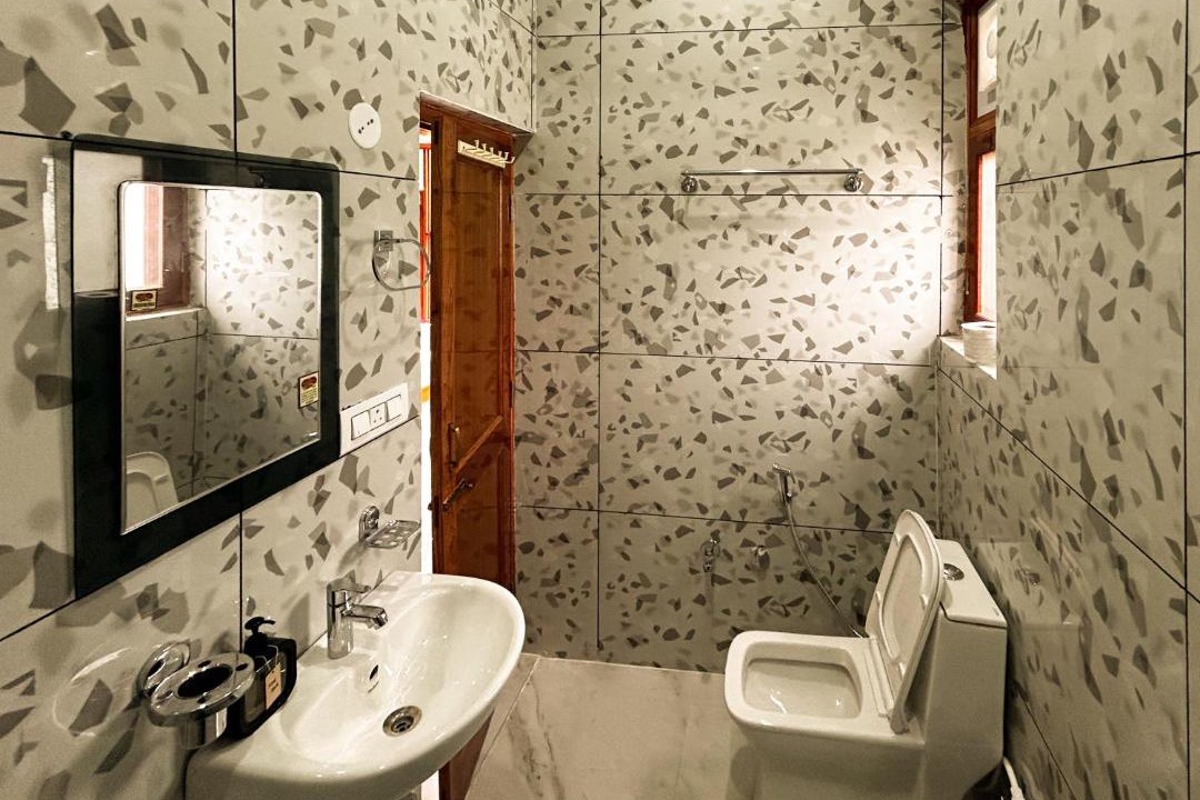 Photo of Bathroom in Gunehr