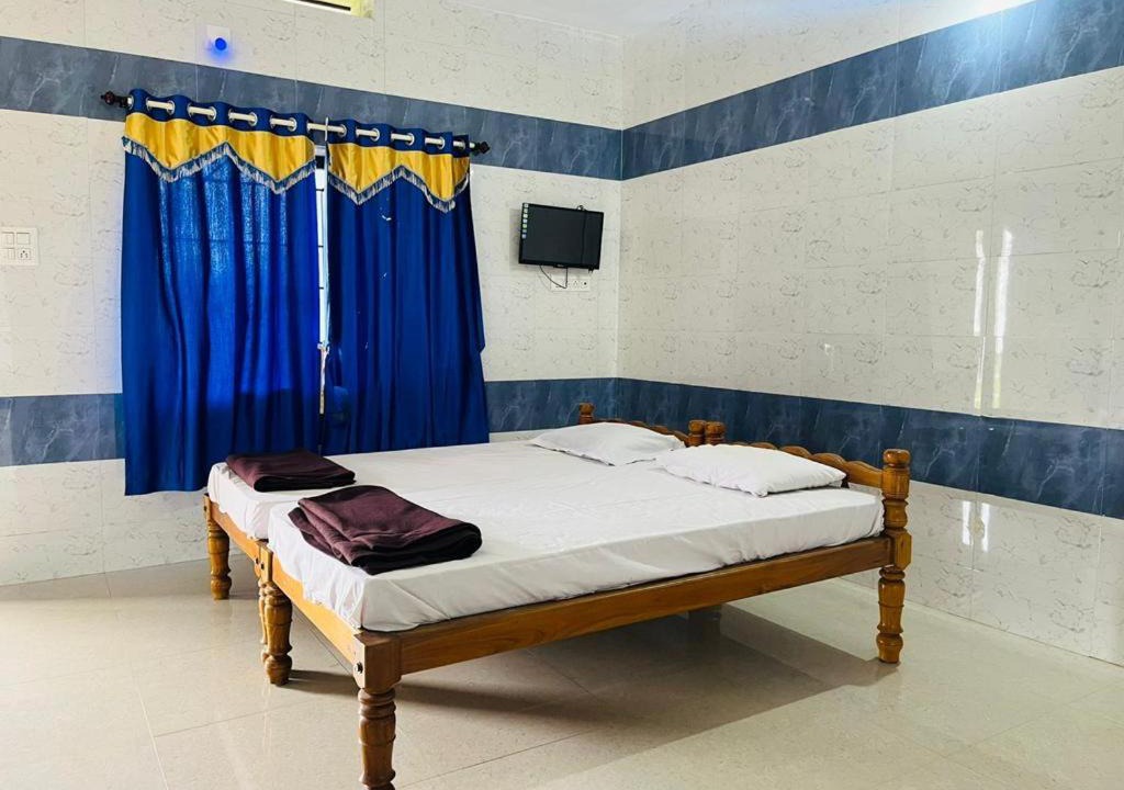 Photo of Bedroom in Murudeshwara