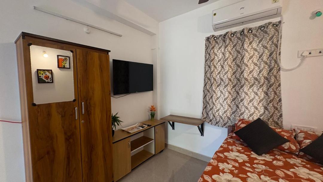 Photo of Bedroom in Perungalathur