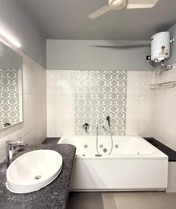 Photo of Bathroom in Kanathur