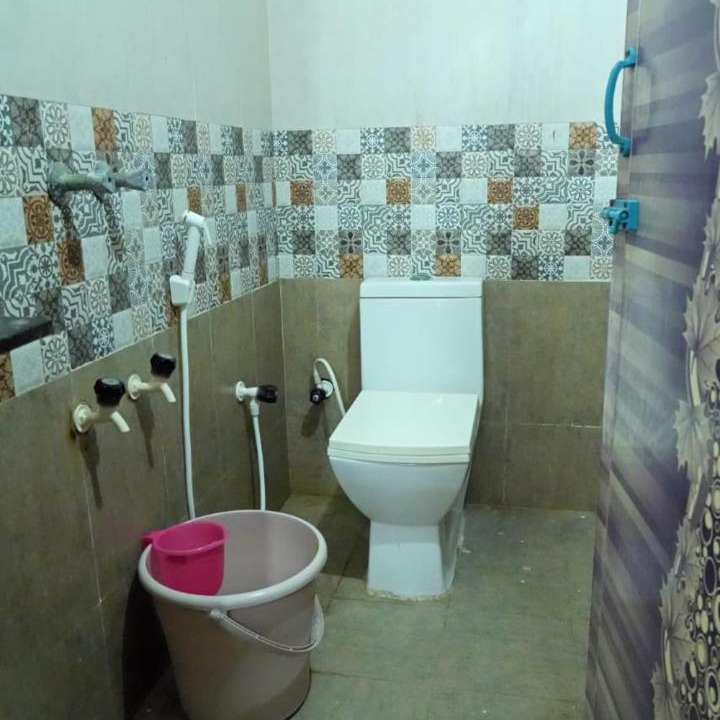 Photo of Bathroom in Enathur