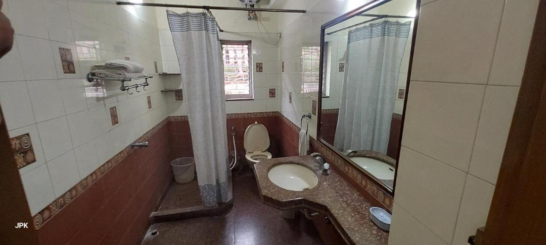 Photo of Bathroom in Bhowanipore