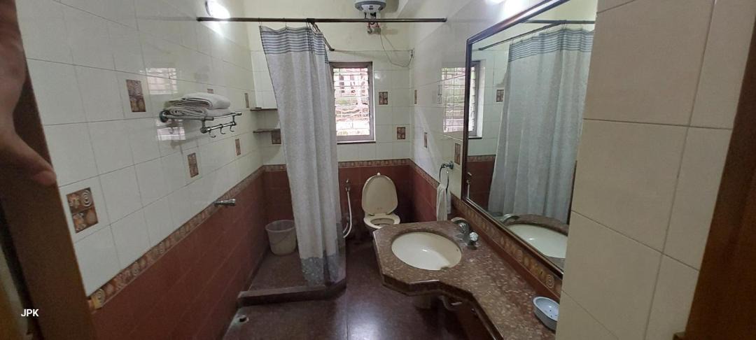 Photo of Bathroom in Bhowanipore
