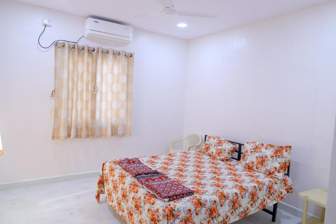 Photo of Bedroom in Pandharpur