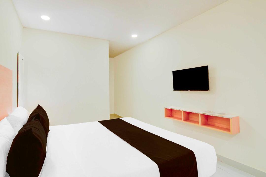 Photo of Bedroom in Miyapur
