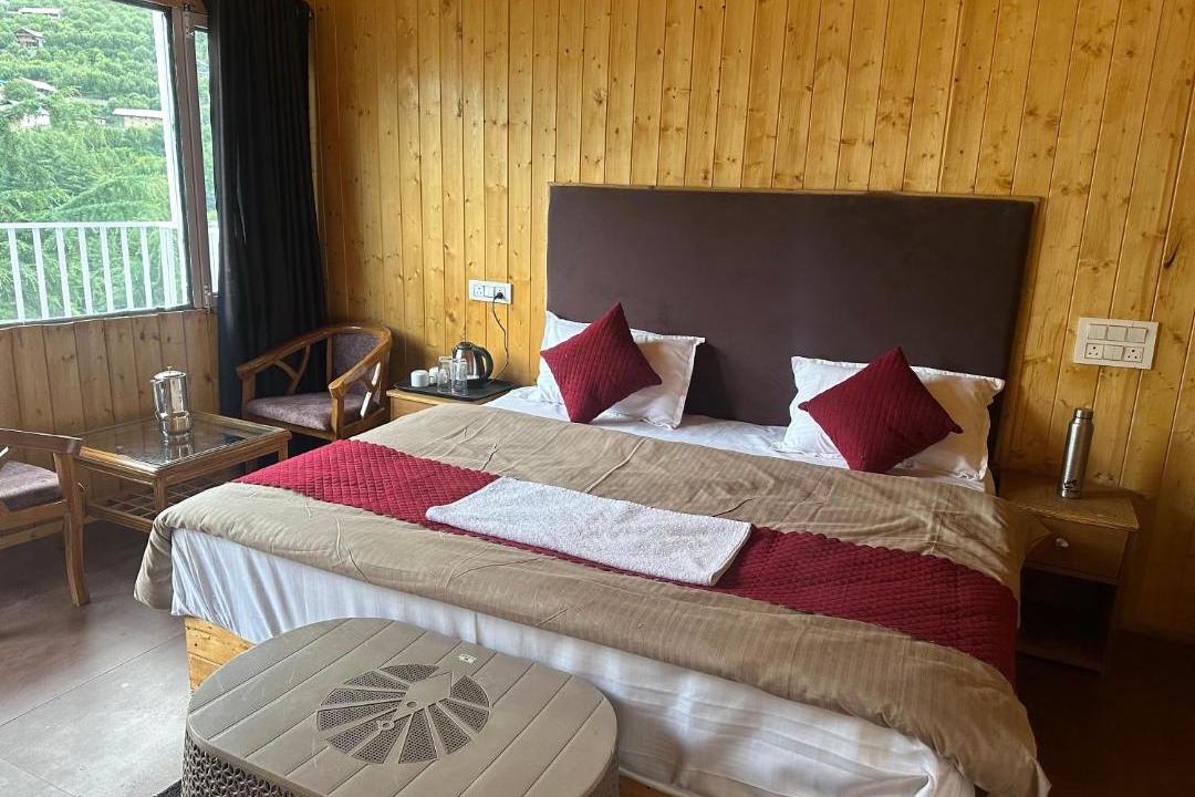 Photo of Bedroom in Bhatwari