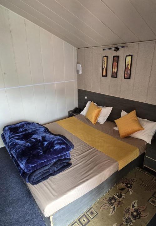 Photo of Bedroom in Auli