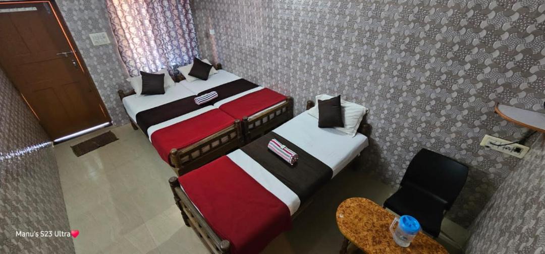 Photo of Bedroom in Murudeshwara