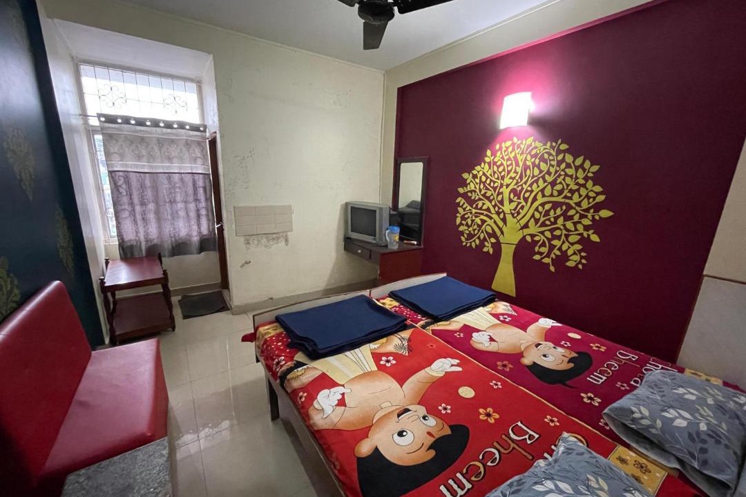 Photo of Bedroom in Valparai
