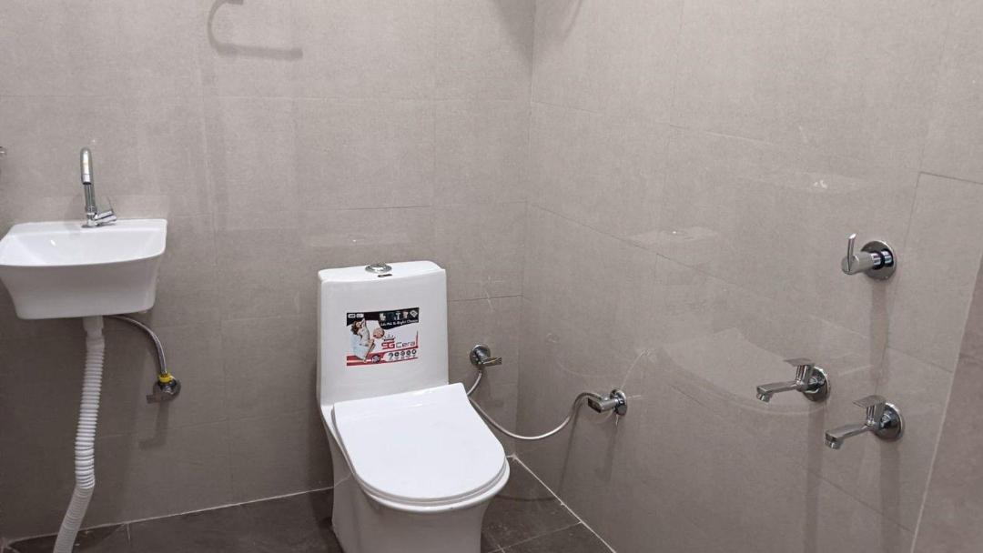 Photo of Bathroom in Hamirpur
