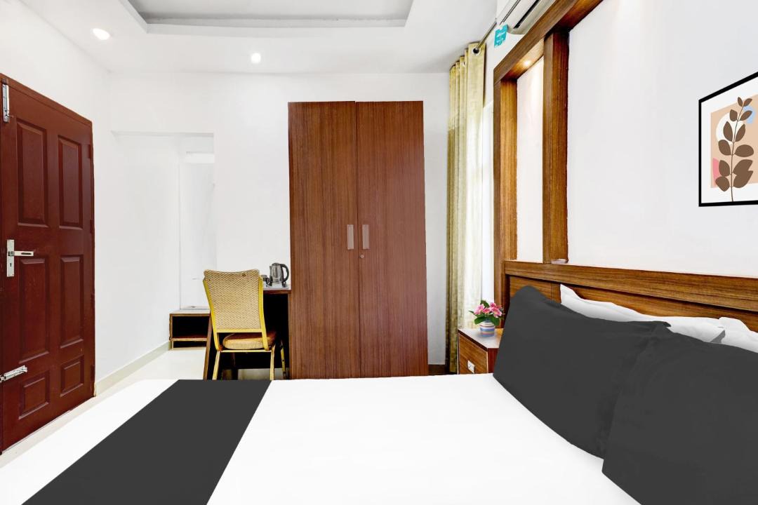 Photo of Bedroom in Thiruvananthapuram