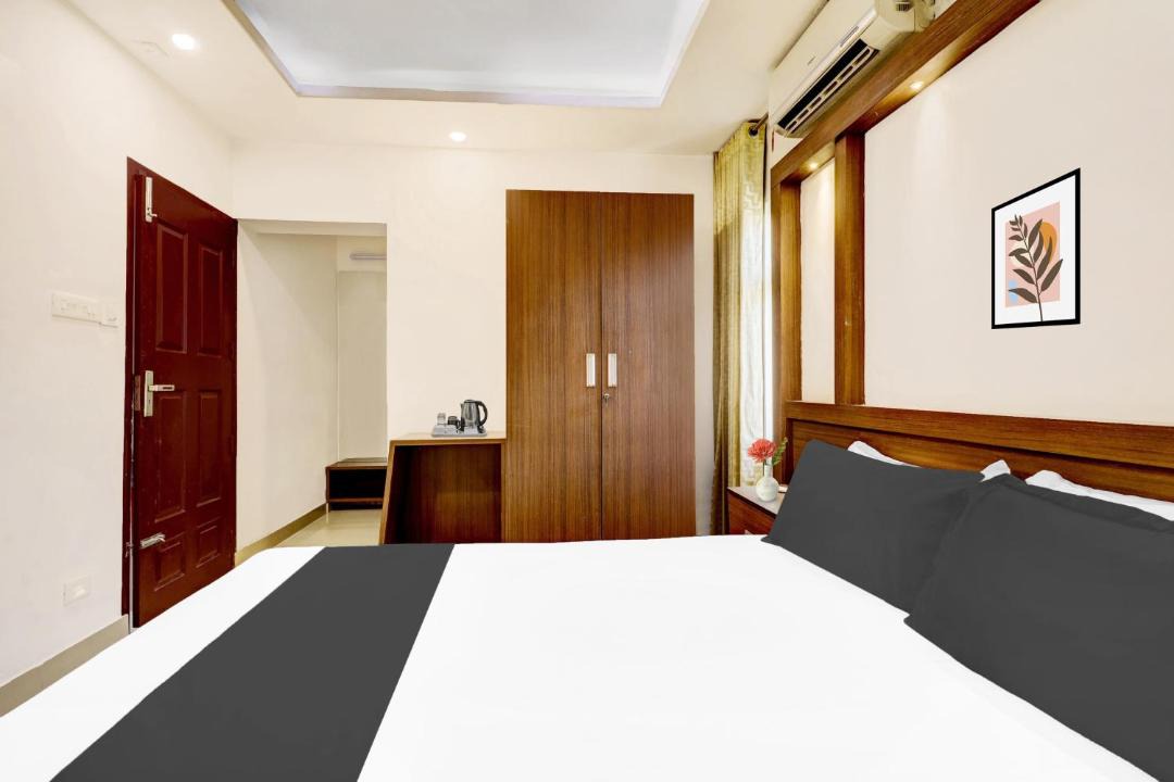 Photo of Bedroom in Thiruvananthapuram