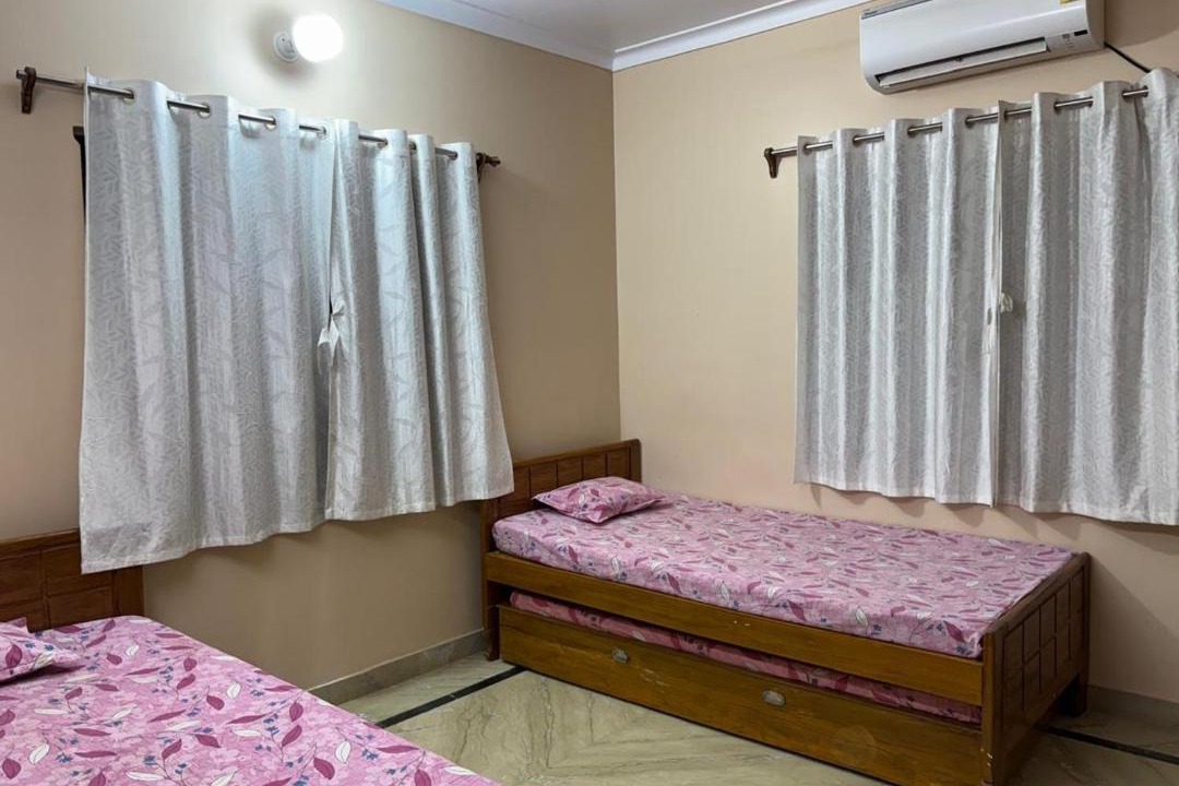 Photo of Bedroom in Mayapur