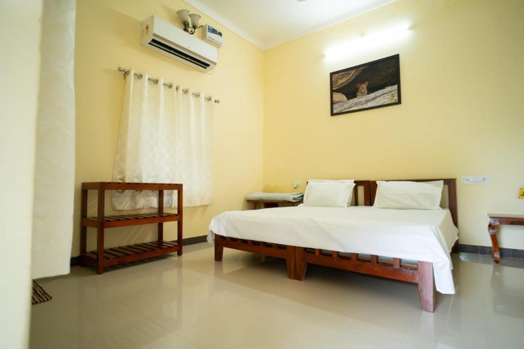 Photo of Bedroom in Sena