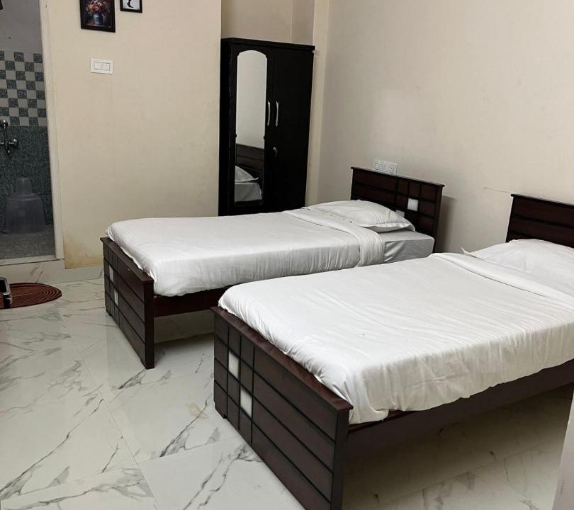Photo of Bedroom in Navalur