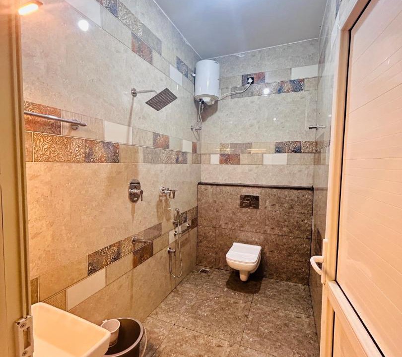 Photo of Bathroom in Ganapathichettikulam