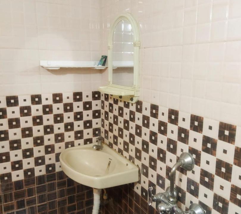 Photo of Bathroom in Kuilapalayam