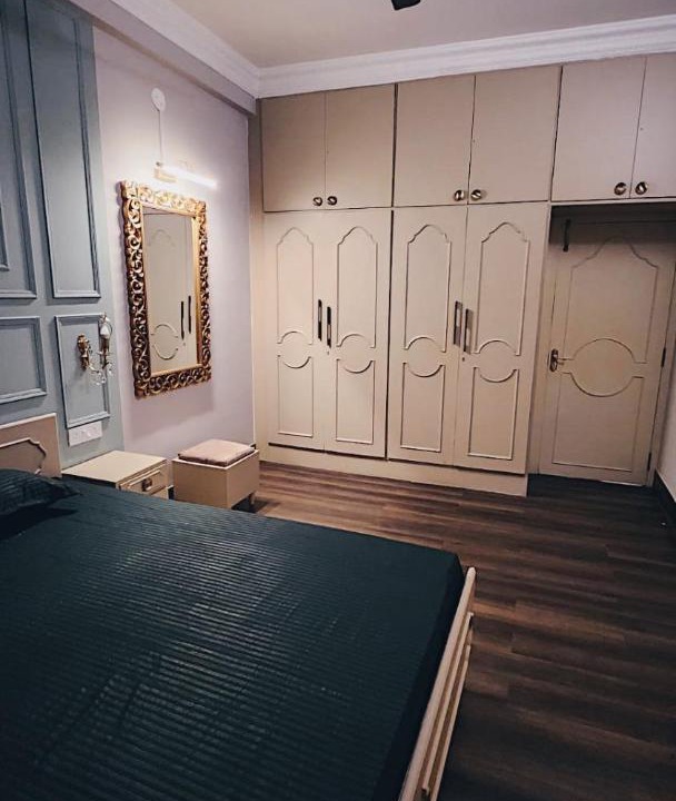 Photo of Bedroom in Alipur