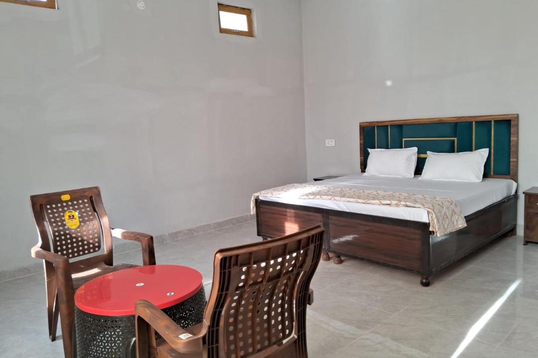 Photo of Bedroom in Khattalwada