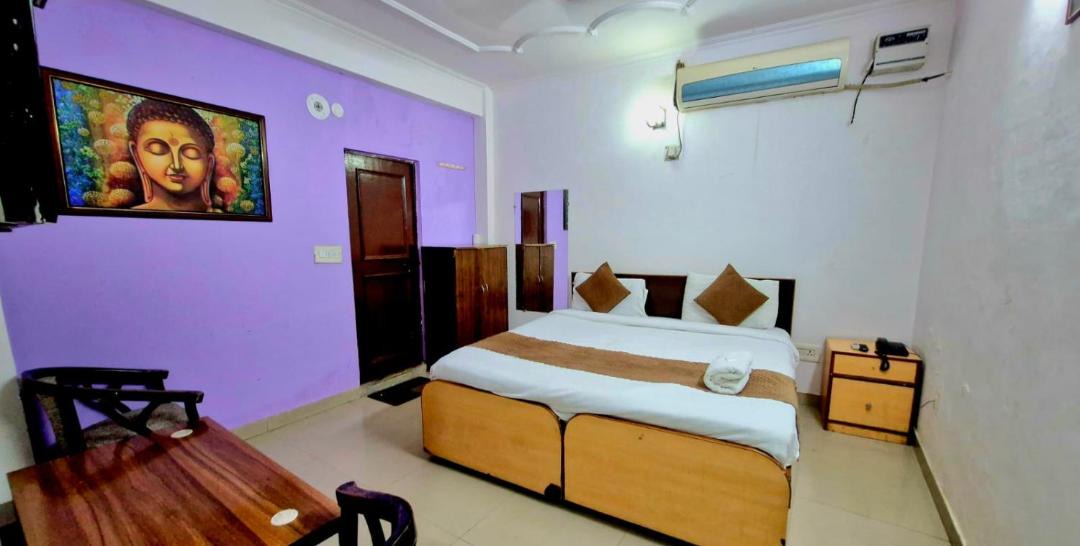 Photo of Bedroom in Mahipalpur