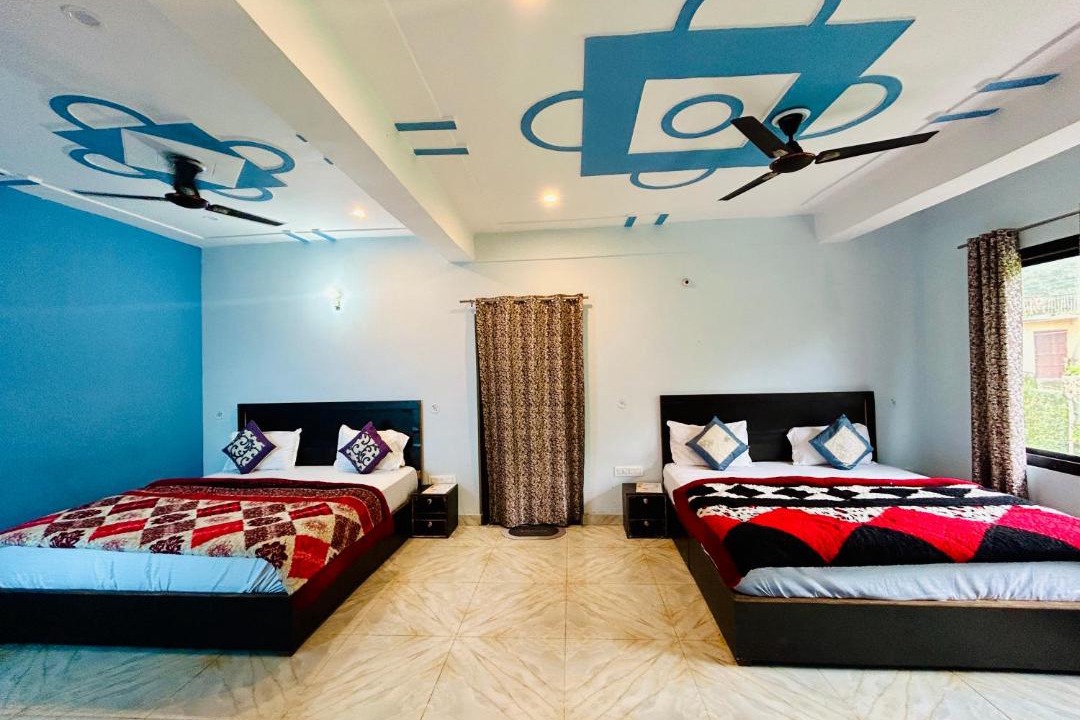 Photo of Bedroom in Lansdowne