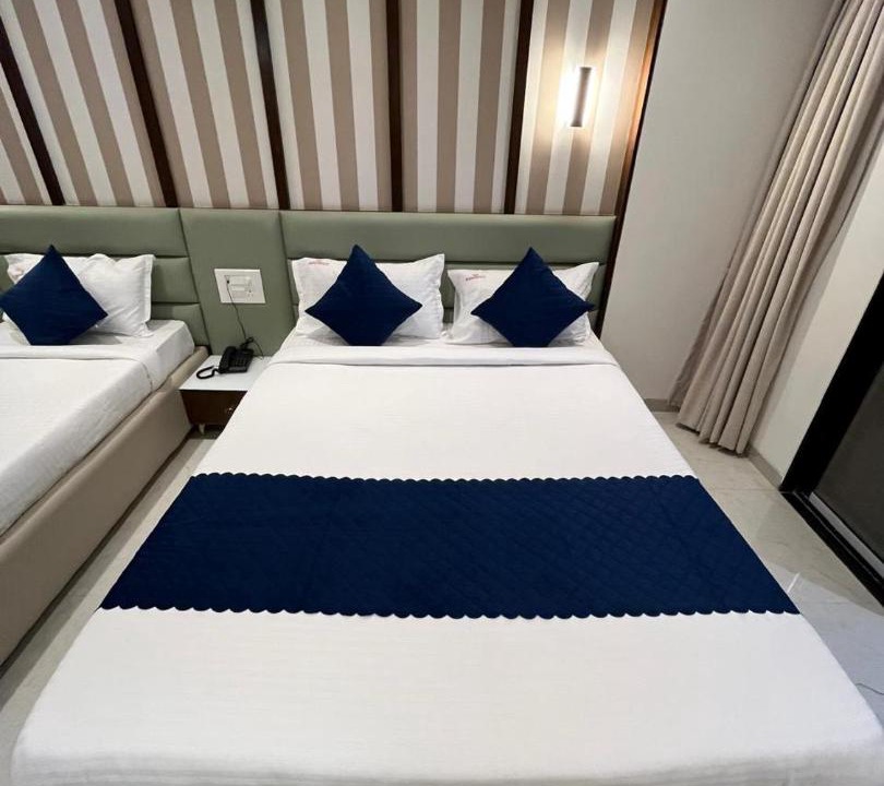 Photo of Bedroom in Karve Nagar