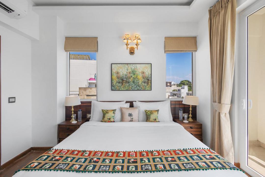Photo of Bedroom in DLF Phase 3