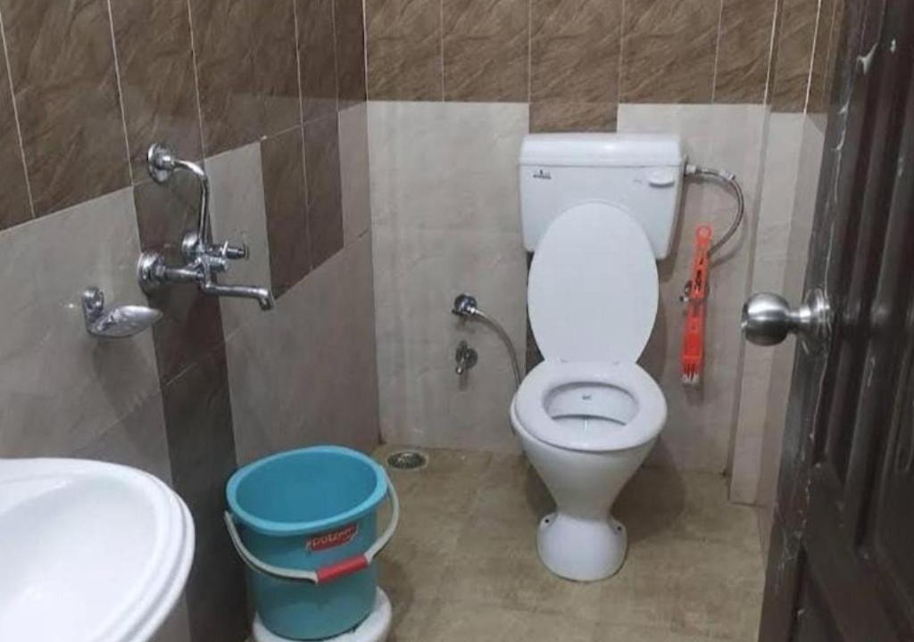 Photo of Bathroom in Badrinath