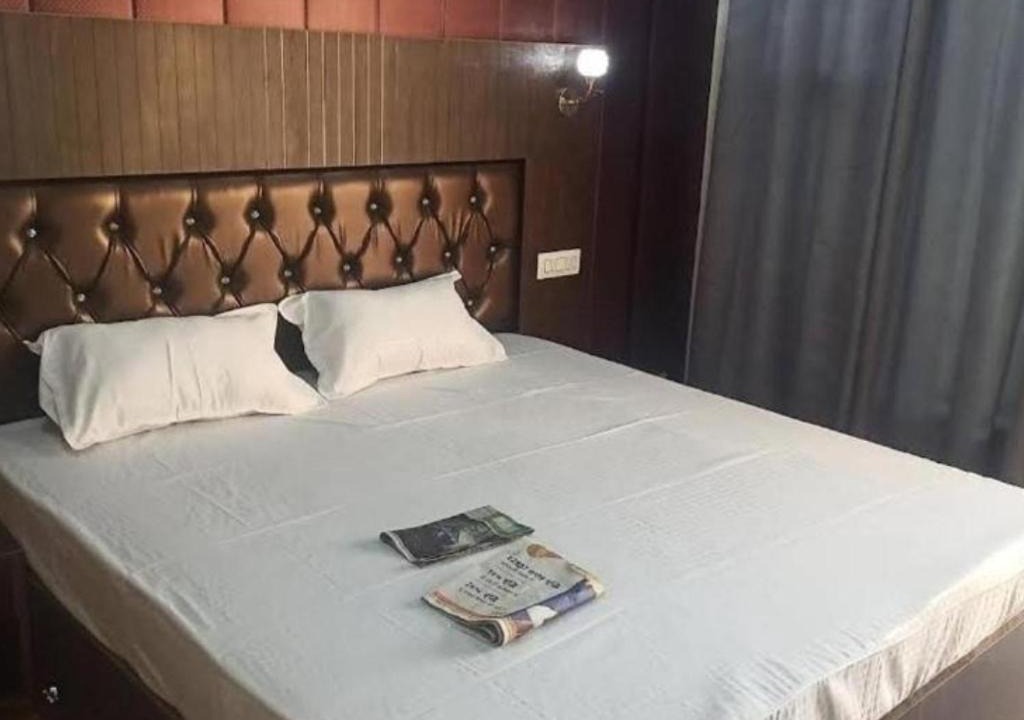 Photo of Bedroom in Badrinath