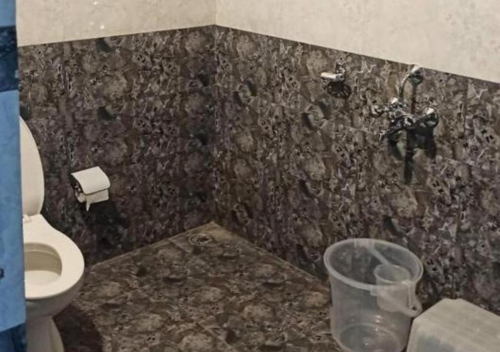 Photo of Bathroom in Badrinath