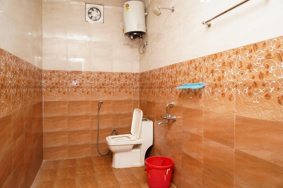 Photo of Bathroom in Coonoor