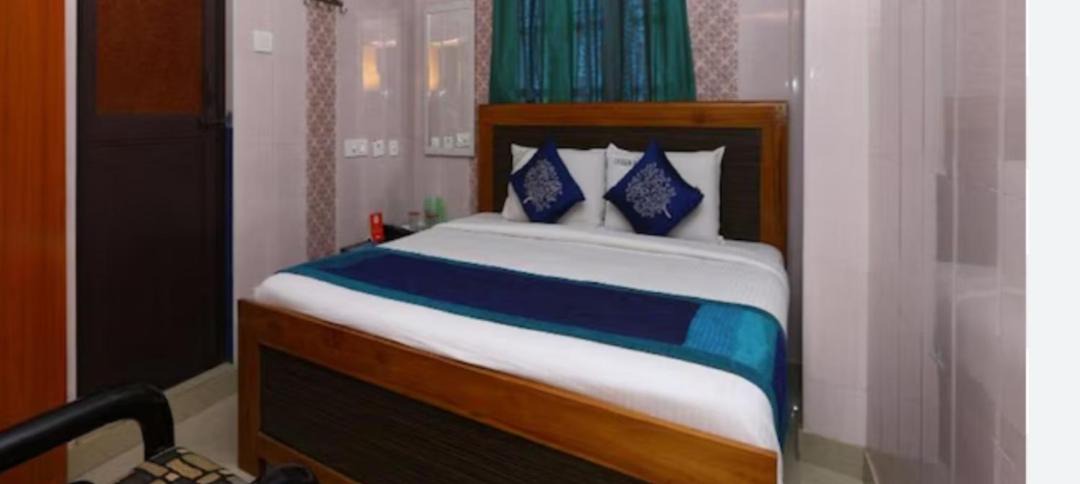 Photo of Bedroom in Triplicane