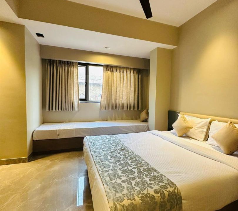 Photo of Bedroom in Prabhadevi