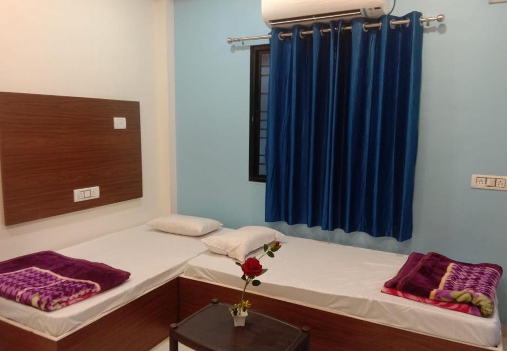 Photo of Bedroom in Rajpipla