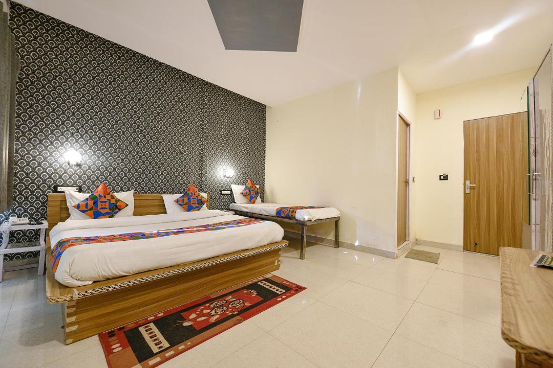 Photo of Bedroom in Dhanaulti