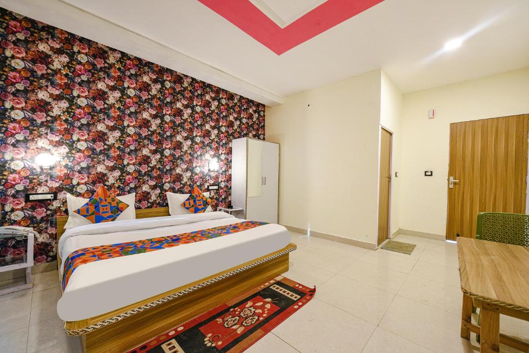 Photo of Bedroom in Dhanaulti