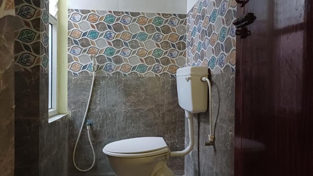 Photo of Bathroom in Urapakkam