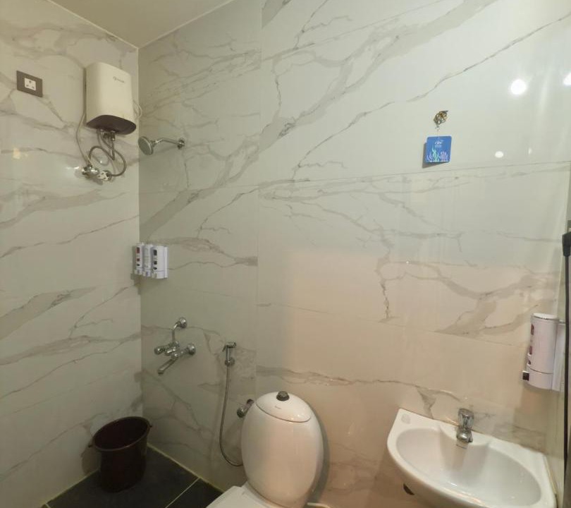 Photo of Bathroom in Thoraipakkam