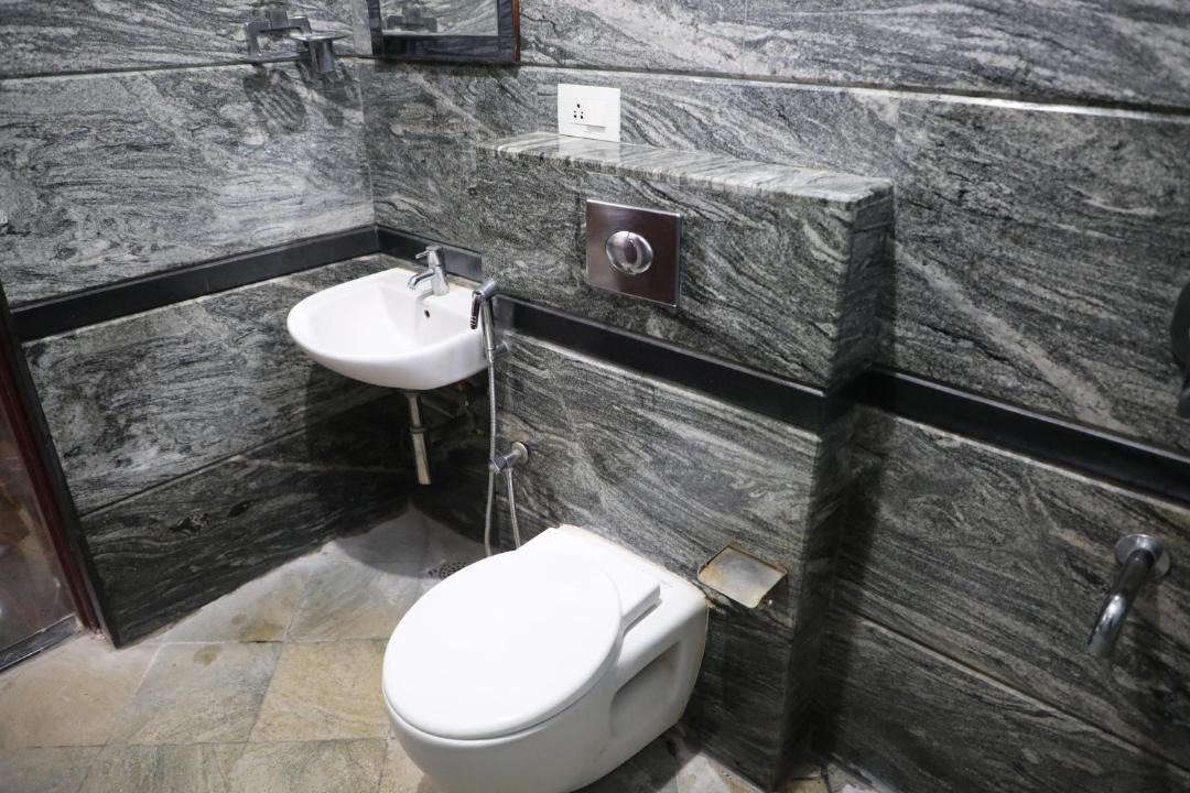 Photo of Bathroom in Chengalpattu