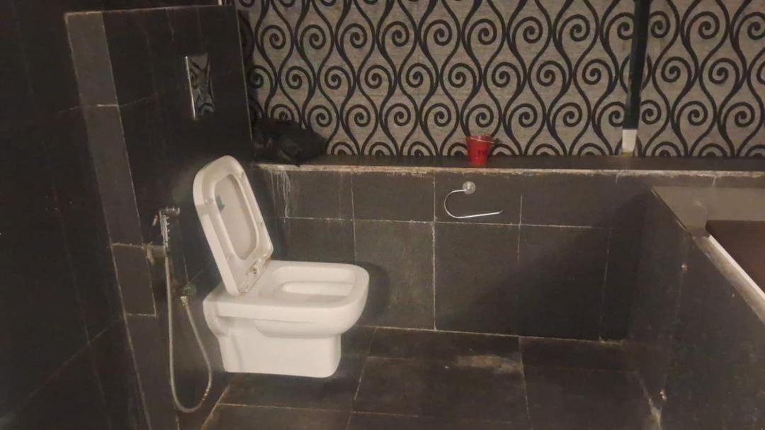 Photo of Bathroom in Thoraipakkam