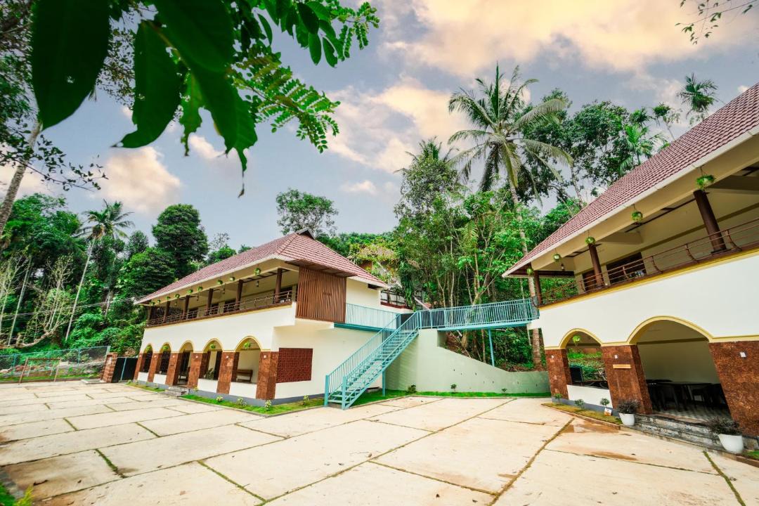 Photo of Others in Vayittiri