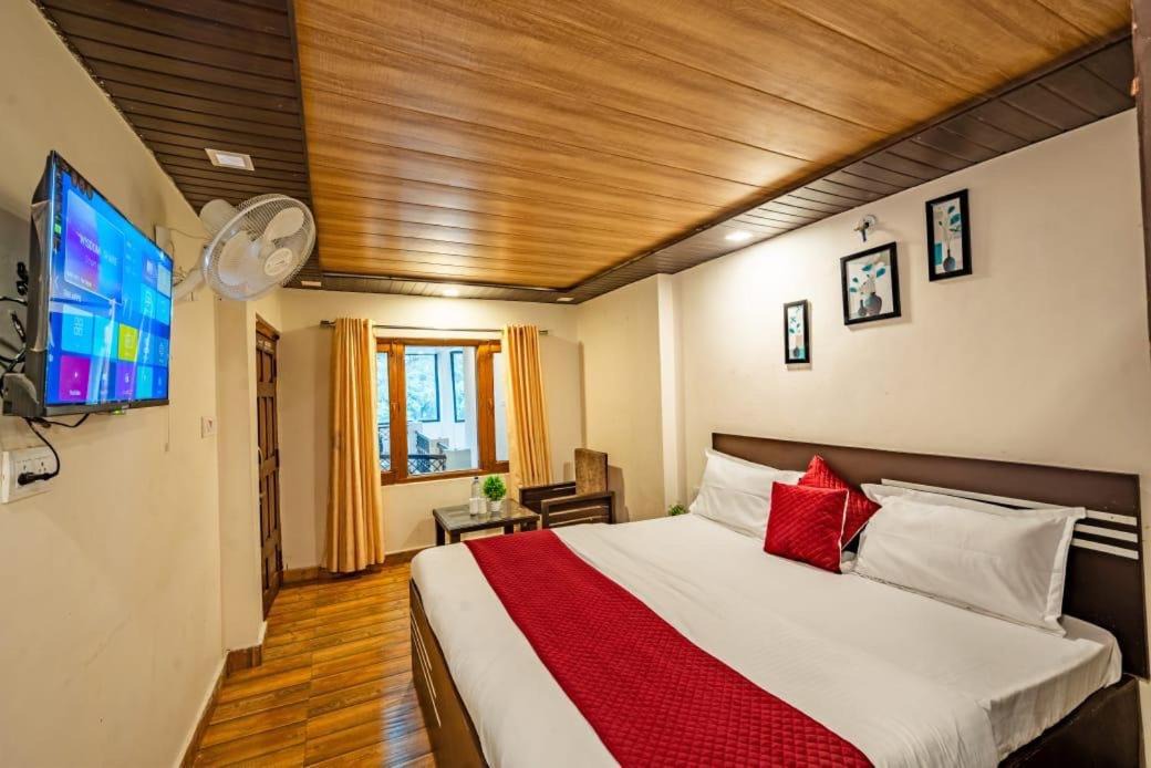 Photo of Bedroom in Nainital