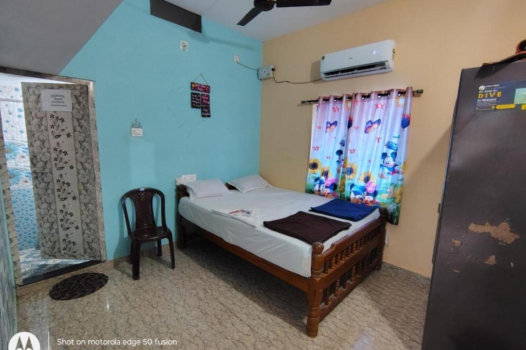 Photo of Bedroom in Murudeshwara