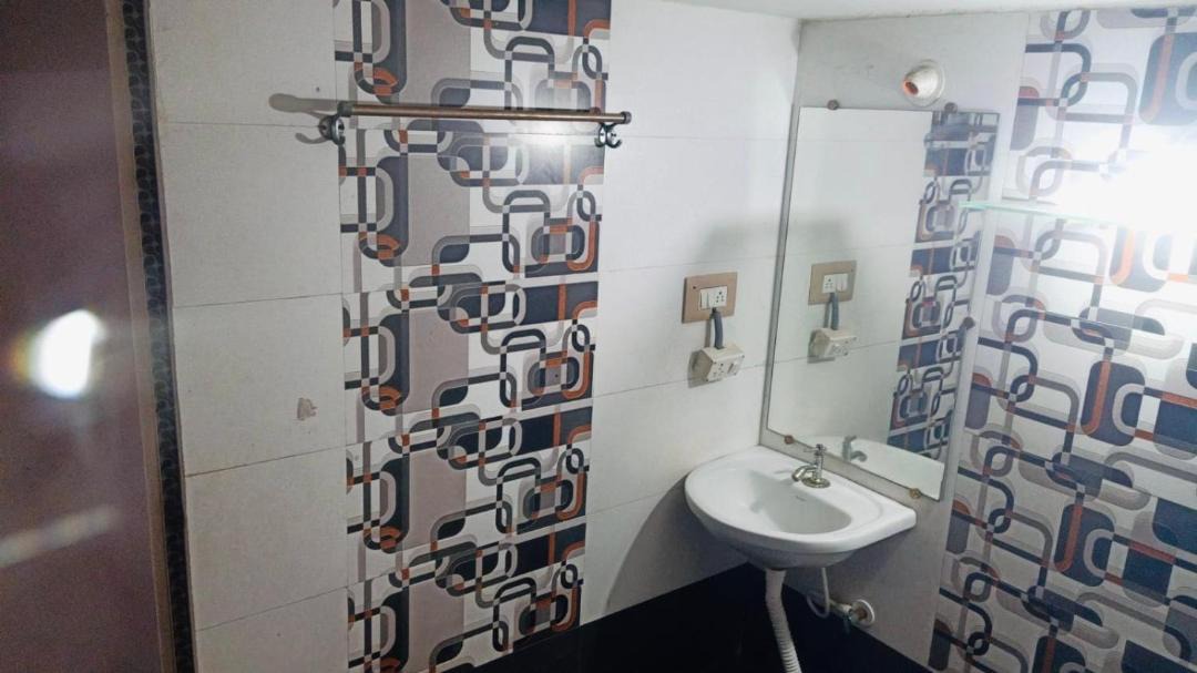 Photo of Bathroom in Tiruvannamalai
