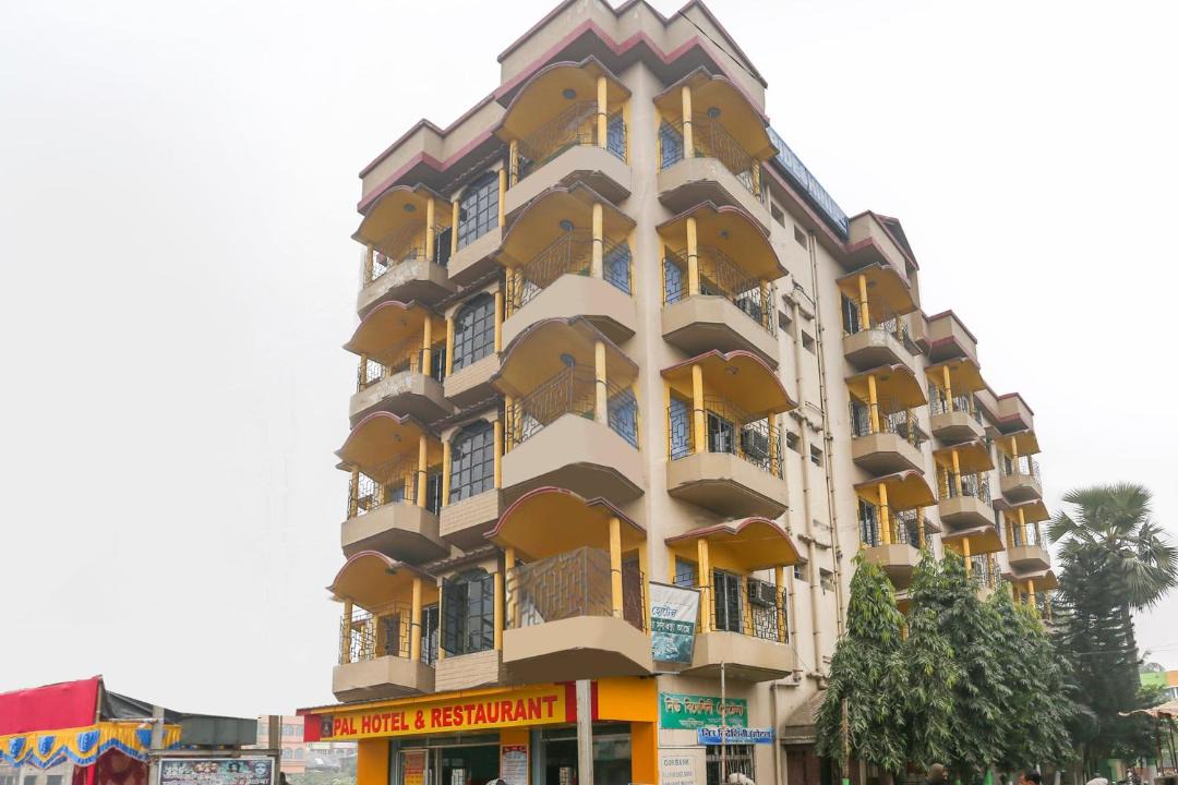 Photo of Buildings in Tarapith