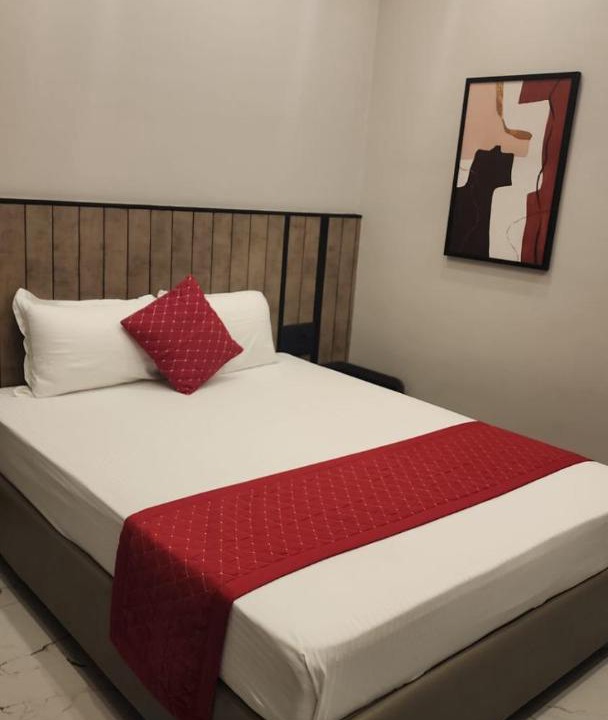 Photo of Bedroom in Triplicane