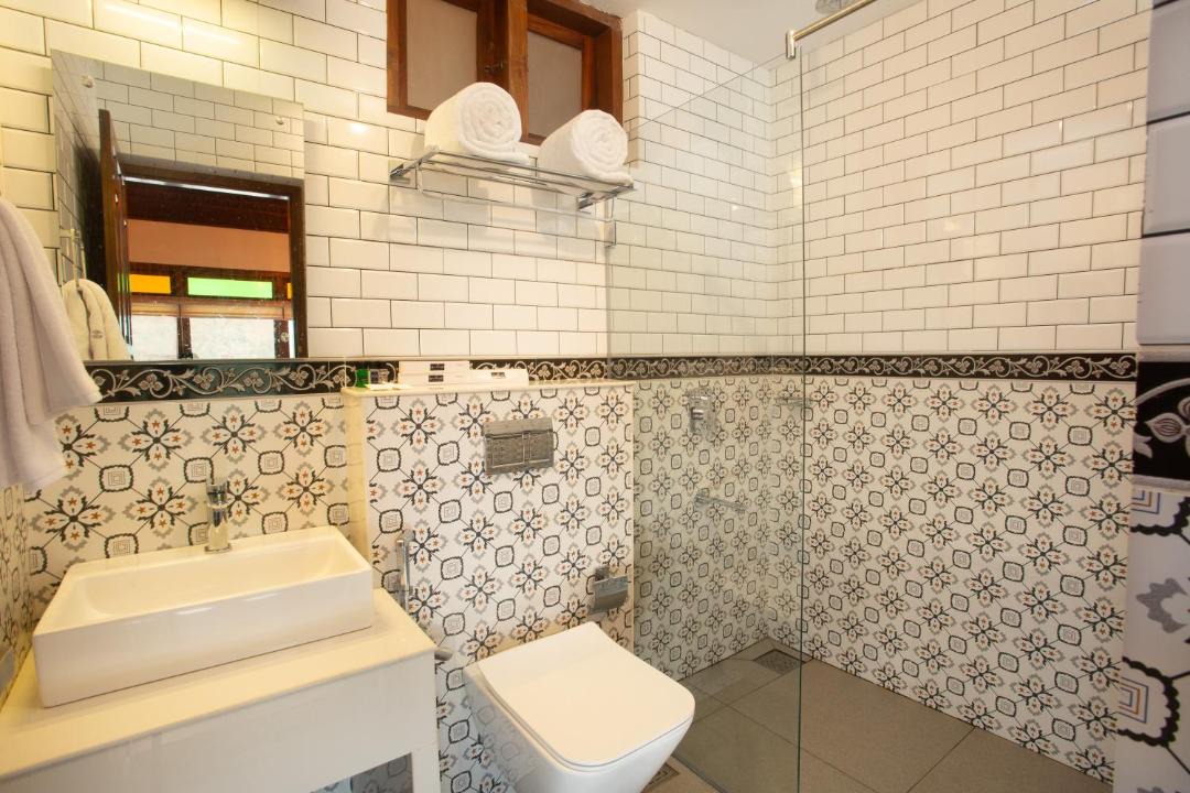 Photo of Bathroom in Periyur